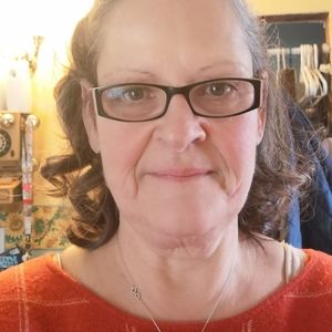 Meet your Posher, Anne